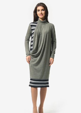 Оливковое деловое платье Lila Kass в полоску