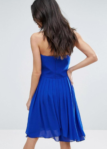 Синее коктейльное платье плиссированное, с открытыми плечами, клеш Y.A.S. однотонное