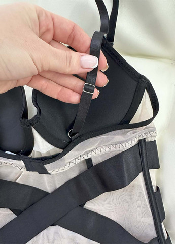 Чорний демісезонний комплект (боді, панчохи) NOVA VEGA