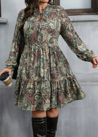 Светло-зеленое праздничный, кэжуал платье а-силуэт SHEIN турецкие огурцы