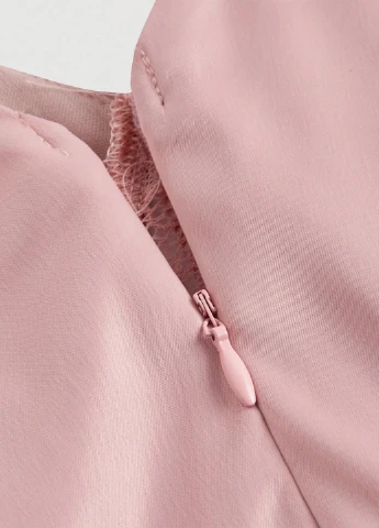Светло-розовое кэжуал платье а-силуэт SHEIN однотонное