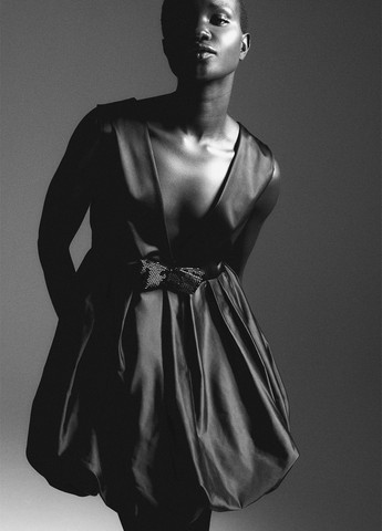 Чорна святковий сукня з спідницею-сонце H&M однотонна