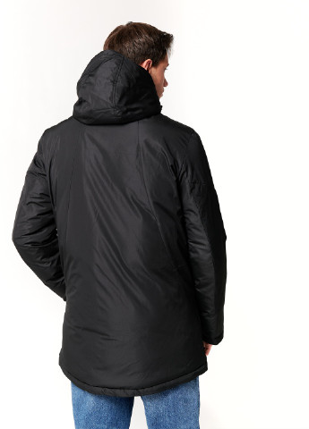 Чорна зимня подовжена куртка з капюшоном ZPJV