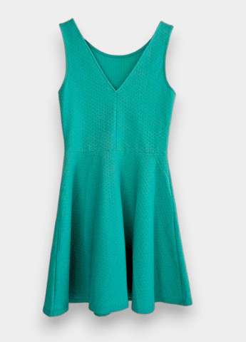 Бирюзовое кэжуал платье клеш, с открытой спиной H&M однотонное