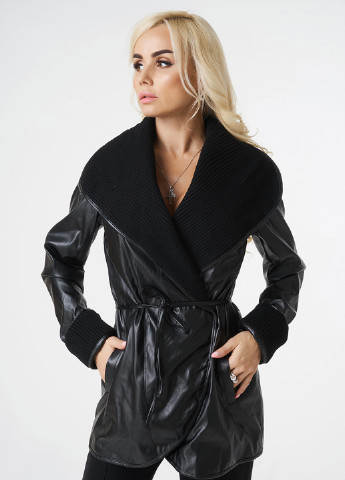 Чорна демісезонна куртка Lux Look