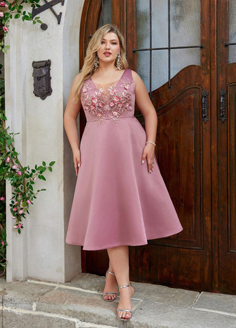 Пудрова вечірня сукня кльош SHEIN однотонна