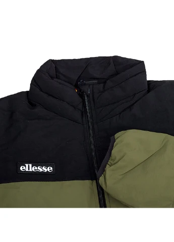Оливкова (хакі) демісезонна куртка nebula Ellesse