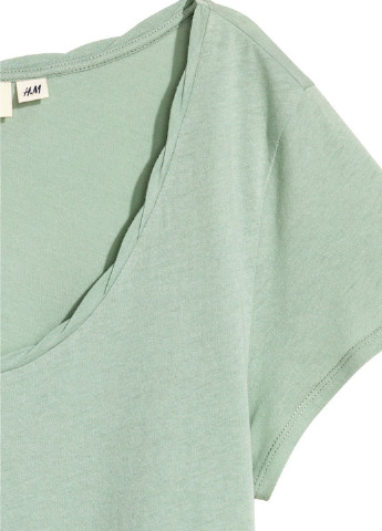Темно-зеленая всесезон футболка H&M