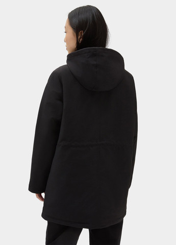 Черная зимняя куртка Vans VN0A53LRBLK1