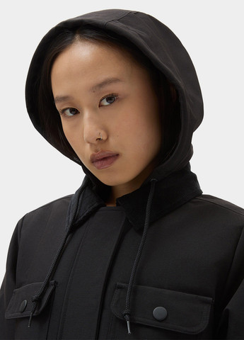 Черная зимняя куртка Vans VN0A53LRBLK1