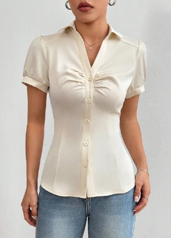 Кремова блуза SHEIN