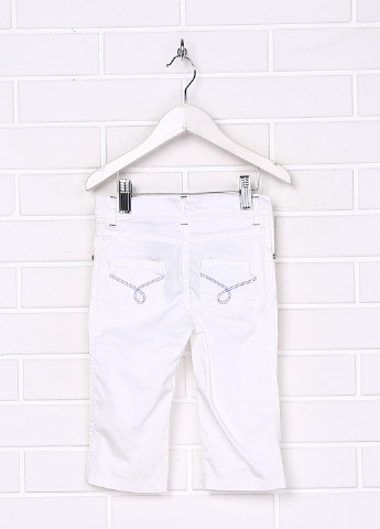 Белые демисезонные зауженные джинсы Muffin & Co