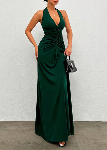 Зеленое вечернее платье клеш, с открытыми плечами, с открытой спиной SHEIN однотонное