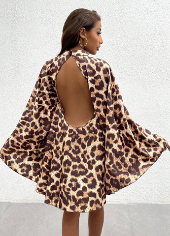 Світло-коричнева кежуал сукня з відкритою спиною SHEIN леопардовий