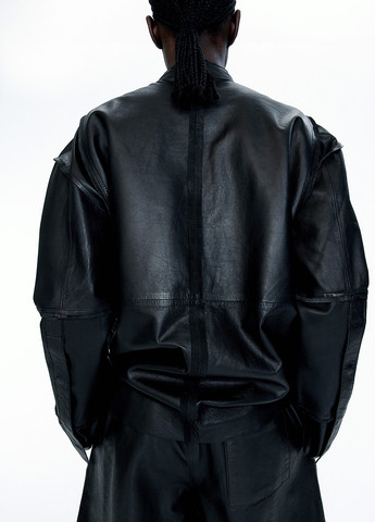 Чорна демісезонна куртка з натуральної шкіри H&M Studio