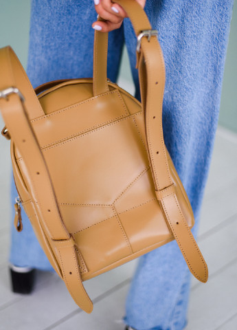 Жіночий міні-рюкзак ручної роботи з натуральної шкіри з легким глянцевим ефектом лавандового кольору Boorbon (253702472)
