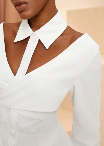 Белая блуза SHEIN