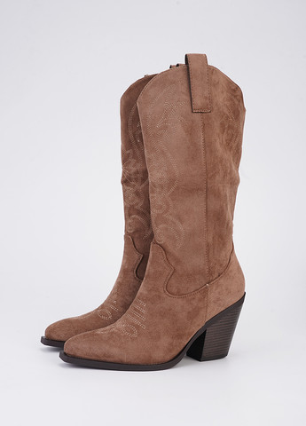 Осенние сапоги казаки UTRAND с вышивкой