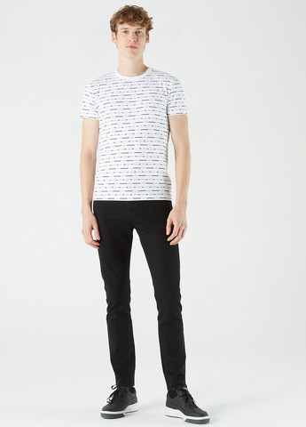 Белая футболка Lacoste