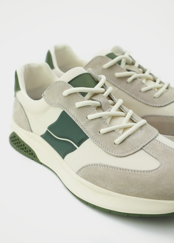 Молочні Осінні кросівки Respect