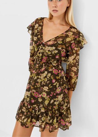 Оливкова (хакі) кежуал сукня а-силует Stradivarius з квітковим принтом