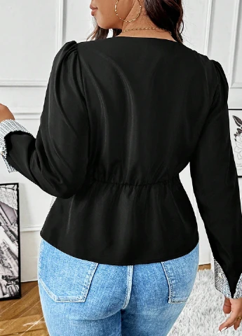 Чорна блуза SHEIN