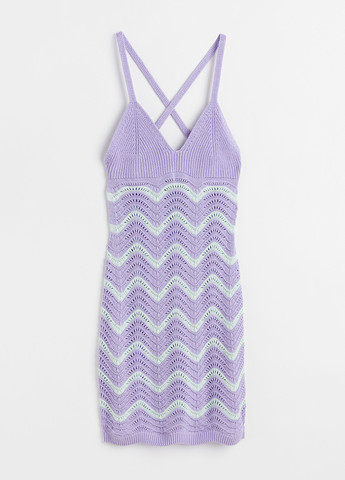 Сиреневое кэжуал платье силуэтная H&M с геометрическим узором