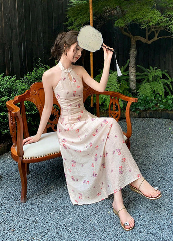 Кремова кежуал сукня з відкритою спиною, кльош SHEIN з квітковим принтом