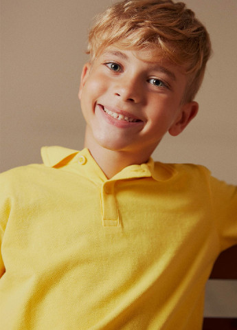 Желтая детская футболка-поло для мальчика DeFacto