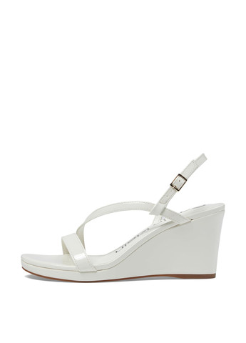 Молочные босоножки Calvin Klein с ремешком с белой подошвой