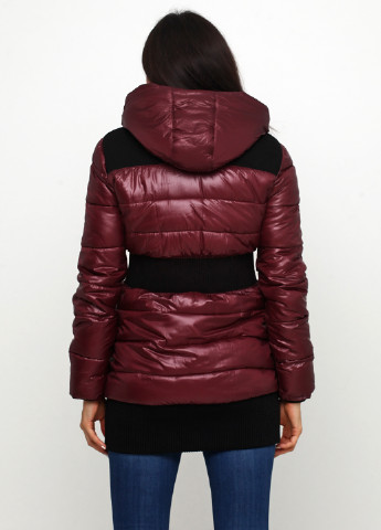 Бордовая зимняя куртка Terranova