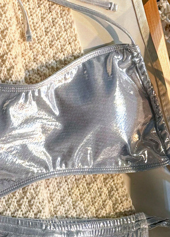 Срібний літній купальник (ліф, трусики) топ, роздільний SHEIN