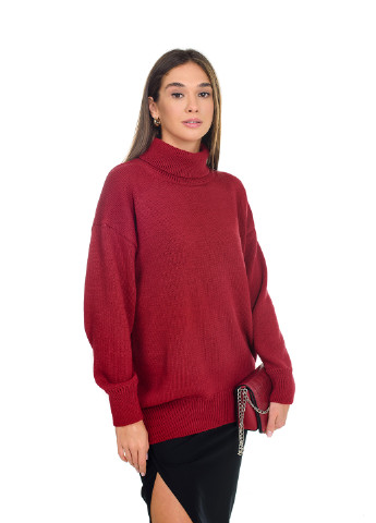 Красный свитер оверсайз с высоким воротником-стойка. SVTR