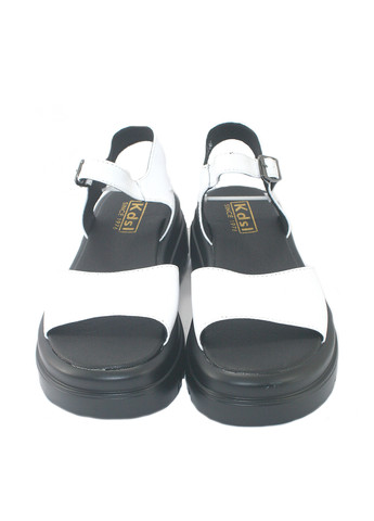 Белые босоножки KDSL с ремешком