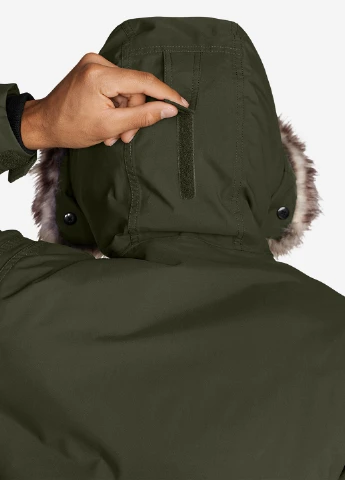 Темно-зелений зимній Пуховик Eddie Bauer