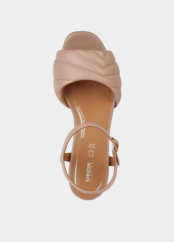 Пудровые босоножки Geox с ремешком