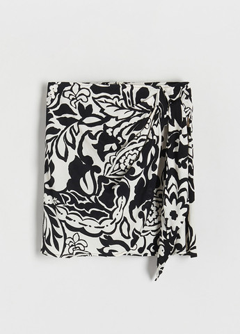 Черная кэжуал цветочной расцветки юбка Reserved на запах