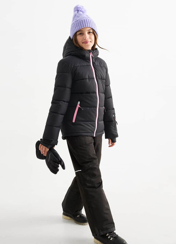 Черная демисезонная куртка C&A