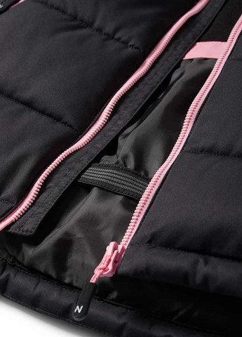 Черная демисезонная куртка C&A