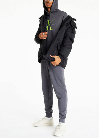 Черная зимняя куртка Calvin Klein