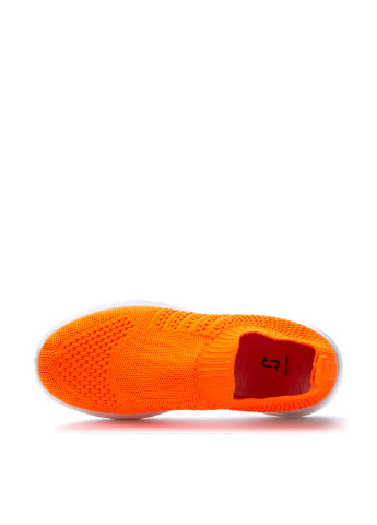 Оранжевые демисезонные кроссовки Crosby