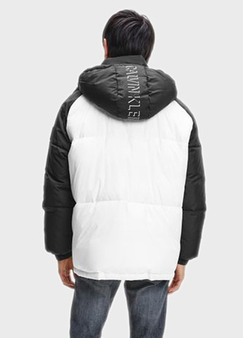 Черно-белая зимняя куртка Calvin Klein Jeans