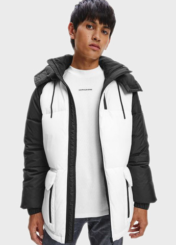 Черно-белая зимняя куртка Calvin Klein Jeans