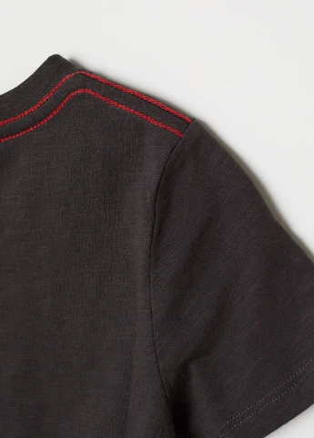 Черная летняя футболка с коротким рукавом H&M