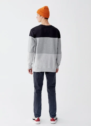 Сірий світшот Pull & Bear меланж без декору (251419835)