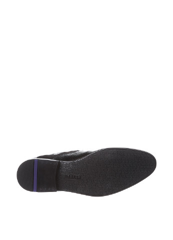 Черные классические туфли Romano Sicari без шнурков
