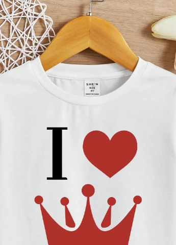 Белая летняя футболка SHEIN