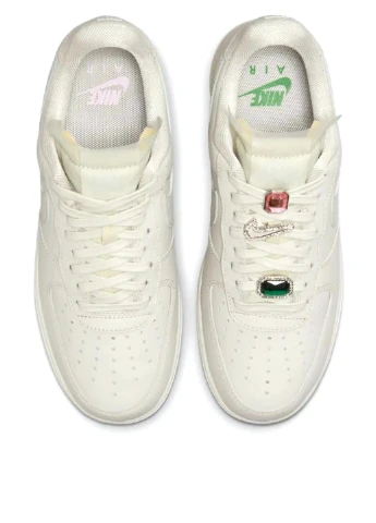 Кроссовки DN5463-001 Nike AIR FORCE 1 LO PRM кремовые демисезоны (367034371)