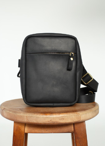 Практична чоловіча сумка месенджер через плече ручної роботи з натуральної вінтажної шкіри чорного кольору Boorbon (253412652)