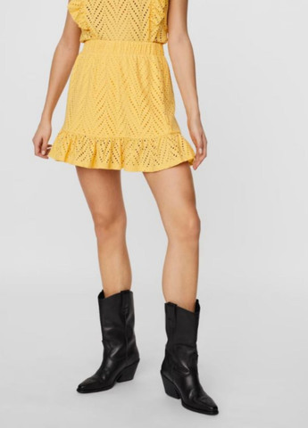 Желтая кэжуал однотонная юбка Vero Moda клешированная